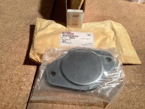 PLATE, DUST COVER, PUMP PAD, SAE-B, 2-BOLT