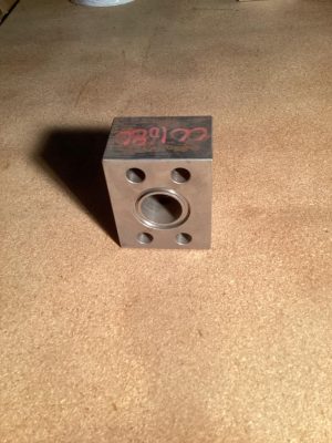 SPACER BLOCK, SHORT, COUNTERBALANCE MANIFOLD, 250T TD
