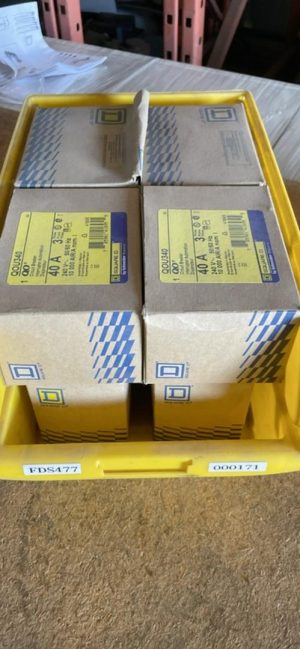 CIRCUIT BREAKER, 3-POLE, 40AMP