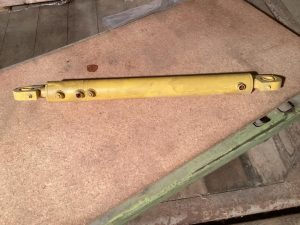 CYLINDER, BAIL, DUAL ROD, 250 T