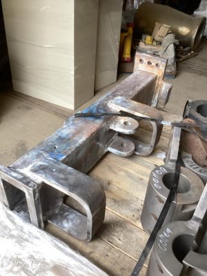 UPPER GRABBER LEG, LONG, 150 TON TOP DRIVE