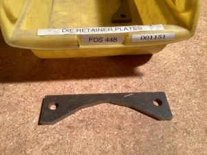 DIE RETAINER PLATE, GRABBER BOX, MODEL 2519 TOP DRIVE