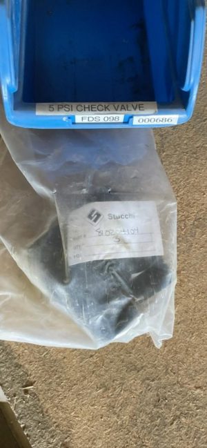 CHECK VALVE, VU SAE THREAD, 1", 5 PSI