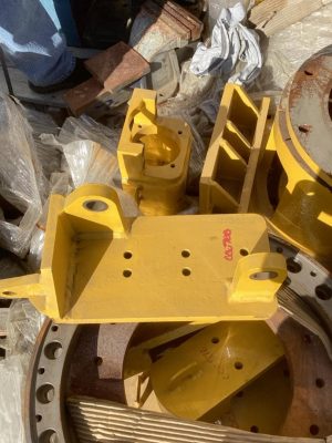 BUSHING, TORQUE, MOUNT, LEFT, 150T