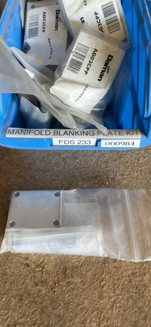 BLANK COVER, MANIFOLD D03
