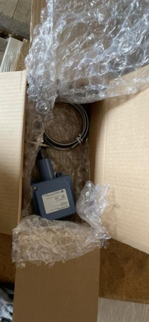 SWITCH, TEMPERATURE, ARMOURED CABLES, 15A, 480VAC